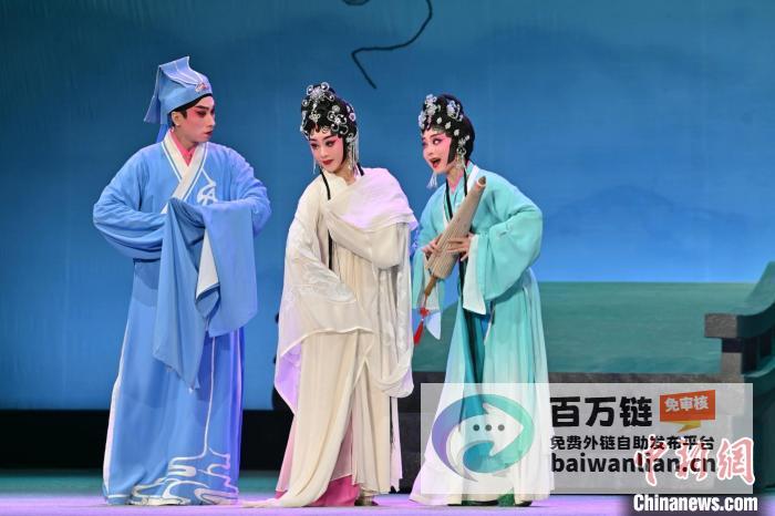 白蛇传·情 300多场精彩呈现 十年巡演佳绩 粤剧 (白蛇传·情水漫金山)